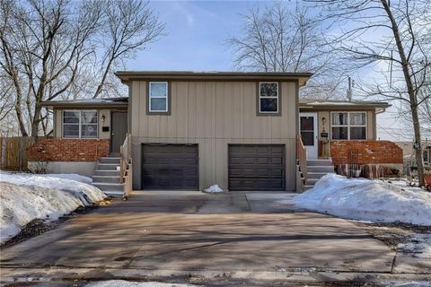 816-818 S Grant Terrace Olathe KS 66061