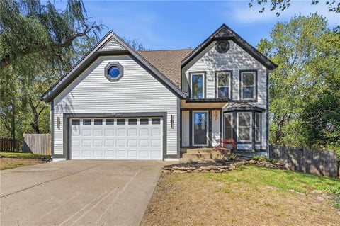 Photo of 1436 N Anne Shirley Drive, Olathe, KS 66061 (MLS # 2646457)