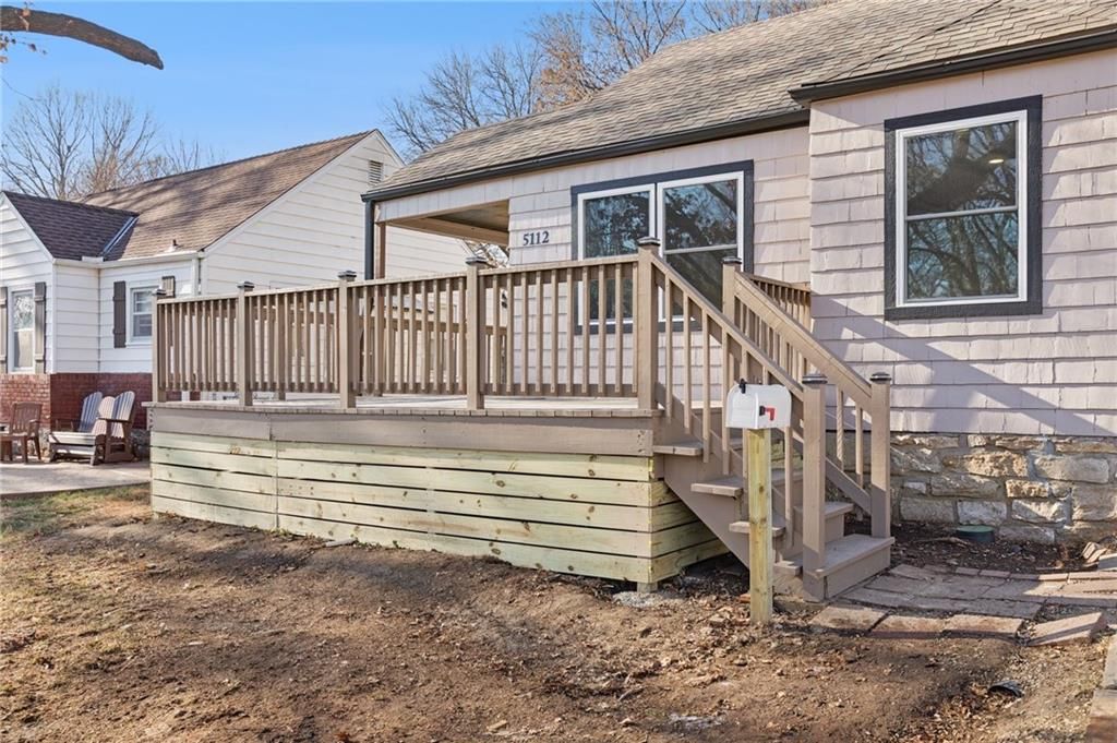 Photo of 5112 Maple Street, Mission, KS 66202 (MLS # 2592484)