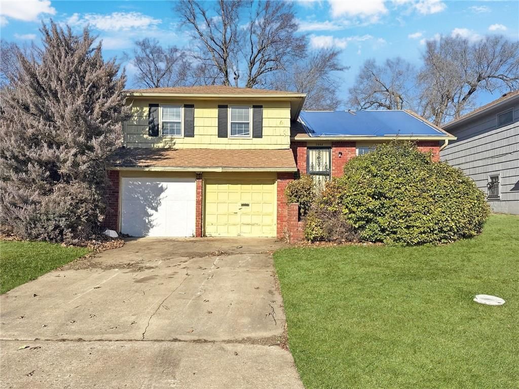 Photo of 1002 E 79th N/A, Kansas City, MO 64131 (MLS # 2599379)