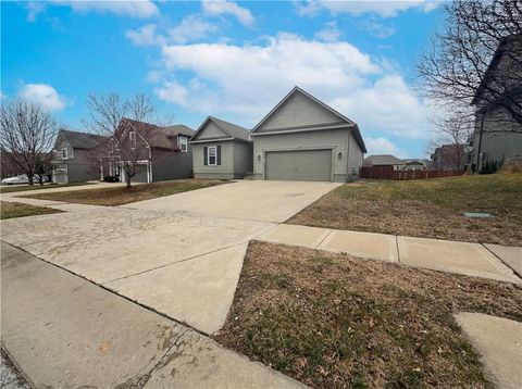 560 E Mockingbird Street Gardner KS 66030