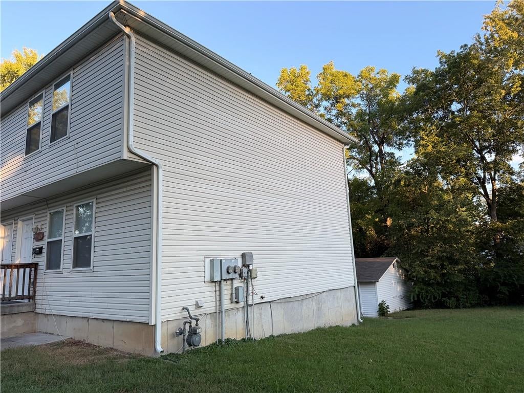 1700 W Walnut Street