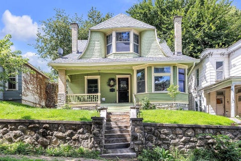 Photo of 632 Bonton Street, St Joseph, MO 64501 (MLS # 2639074)