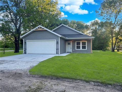 700 St. Charles Street, Holden, MO 64040 - #: 2548085