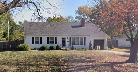 3409 NE MOHAWK Lane Kansas City MO 64116
