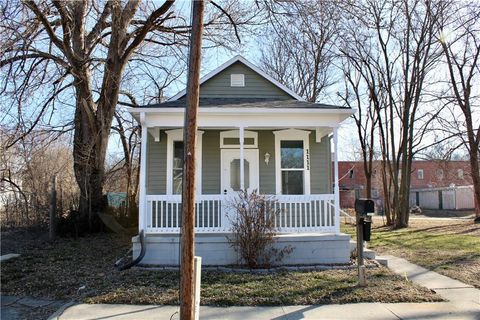 1111 S 17th Street, St Joseph, MO 64507 - #: 2472184