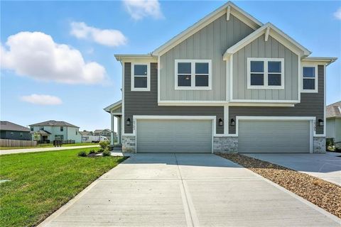 1301 S 4th Street Louisburg KS 66053