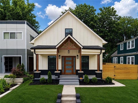Photo of 4529 Wyoming Street, Kansas City, MO 64111 (MLS # 2642469)