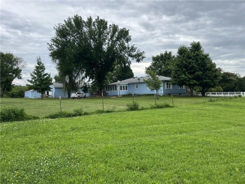 Photo of 40162 Harmony Road, Fontana, KS 66026 (MLS # 2628947)