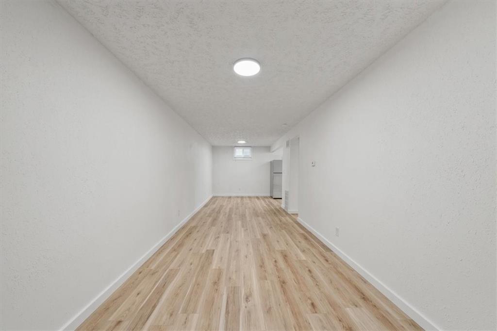 2201 Twin Oaks Drive