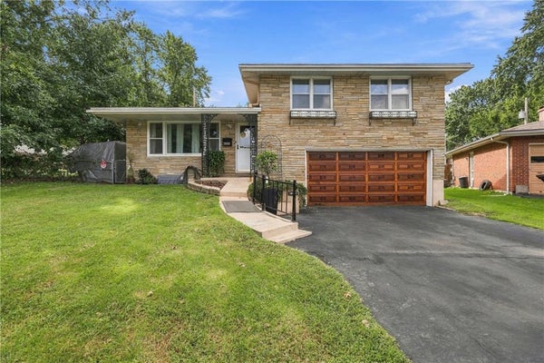 10407 E 30TH TER S, INDEPENDENCE, MO 64052 - Image 9385bb9e86329e08202d8e61b8a5d8d6/164029180