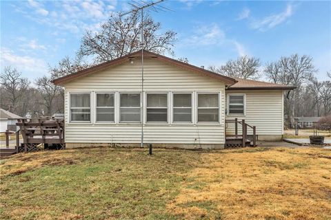 Tiny photo for 819 S Main Street, Liberty, MO 64068 (MLS # 2605570)