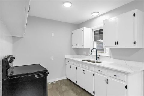 Tiny photo for 819 S Main Street, Liberty, MO 64068 (MLS # 2605570)