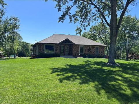 8918 Millstone Drive Lenexa KS 66220