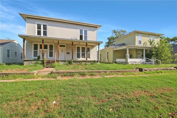1415 AND 1411 BELMONT AVENUE, PARSONS, KS 67357 - Image 93d2de56cf5d1f26b88e38ff441ed5e9/4007108313
