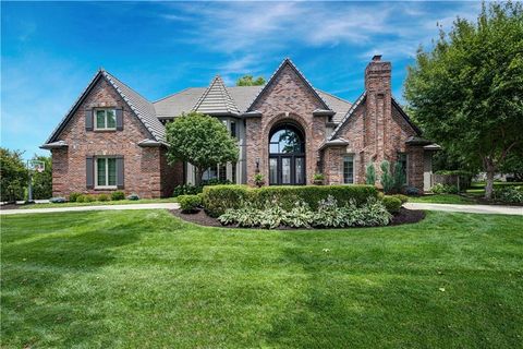 Photo of 2844 W 118th Terrace, Leawood, KS 66211 (MLS # 2629911)