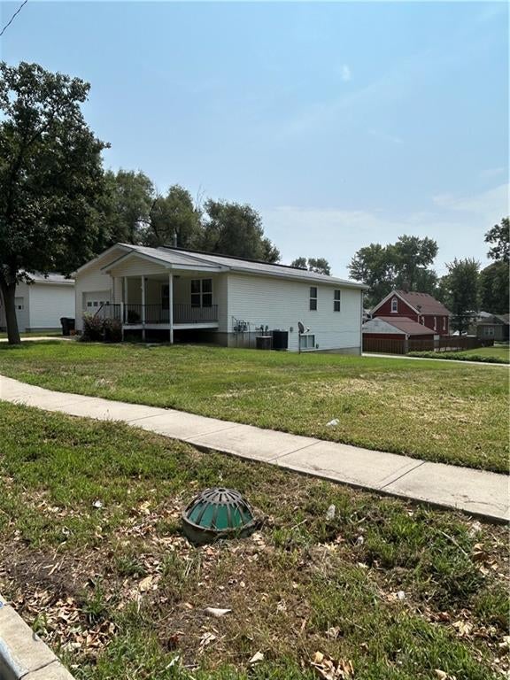 727 A & B Kiowa Street