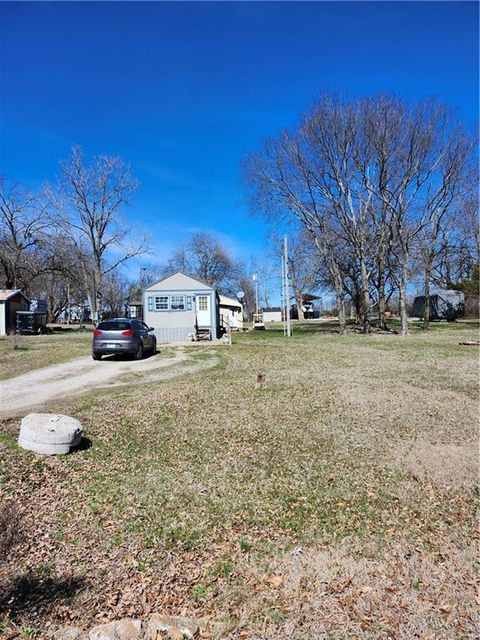 53 Deepwoods Drive Linn Valley KS 66040