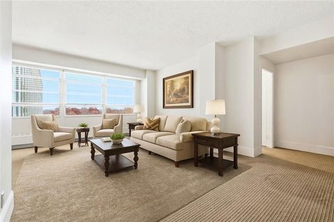 333 W Meyer Boulevard Unit 1104, Kansas City, MO 64113 - #: 2582065