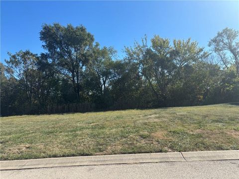 2109 & 2111 N 113th Terrace Kansas City KS 66109