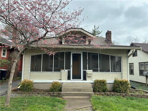 18 E 72nd Street Kansas City MO 64114