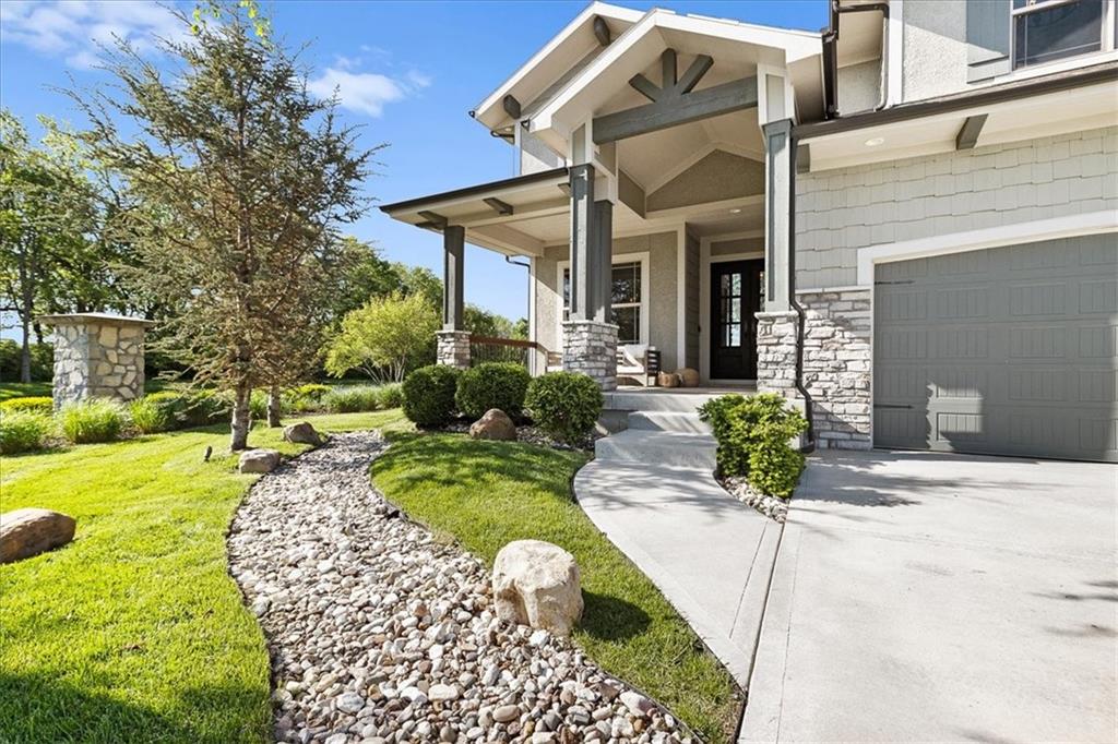 15945 W 165th Street