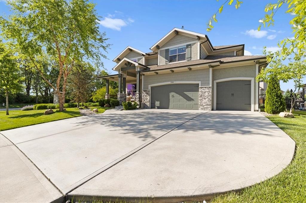 15945 W 165th Street