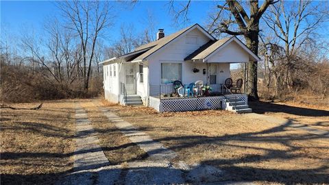 5140 Norton Avenue Kansas City MO 64130