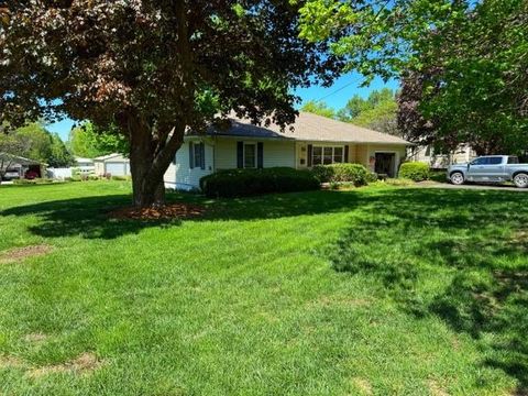 Photo of 1321 Nebraska Street, Mound City, MO 64470 (MLS # 2617009)