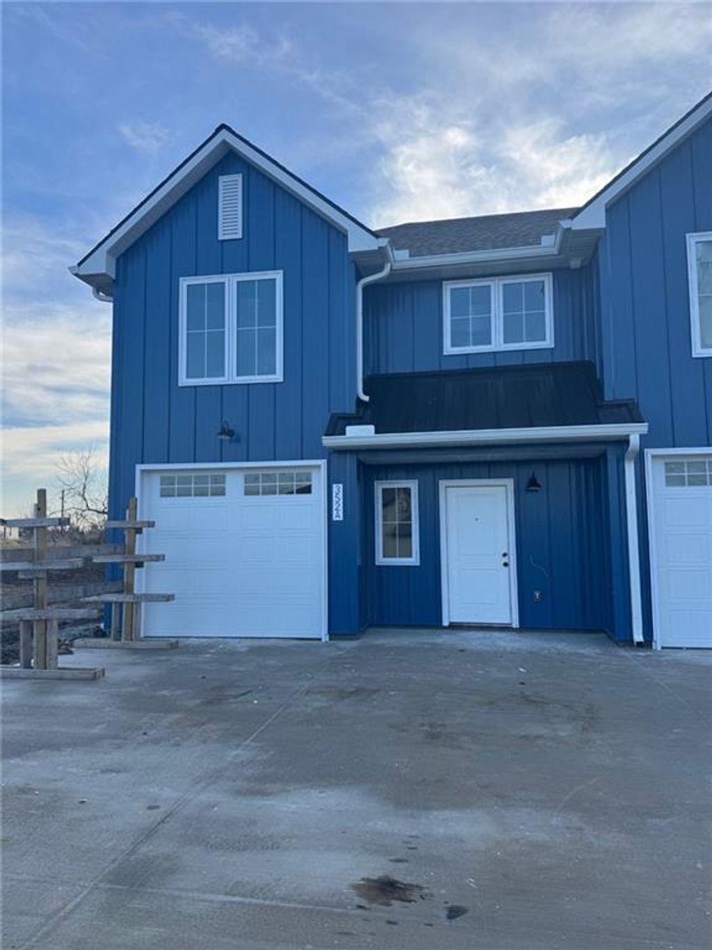 Photo of 352 SE 85 Road, Warrensburg, MO 64093 (MLS # 2592605)