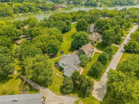 8211 NW High Point Drive, Weatherby Lake, MO 64152 - MLS#: 2567976