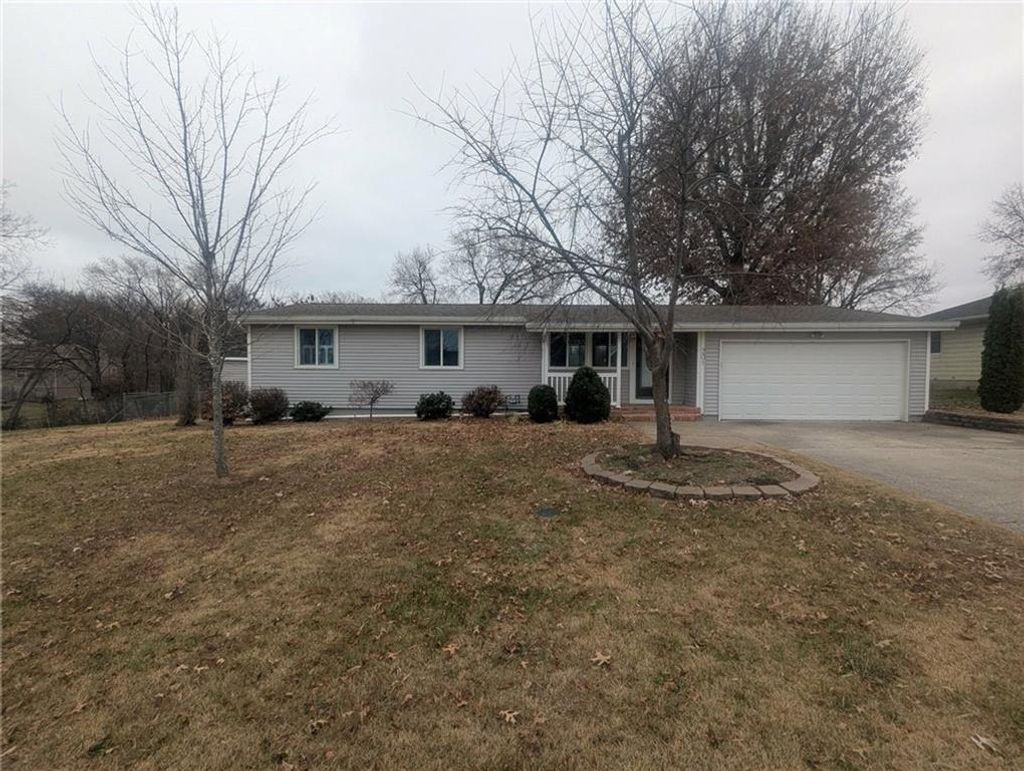 Photo of 201 S West Street, Concordia, MO 64020 (MLS # 2592347)