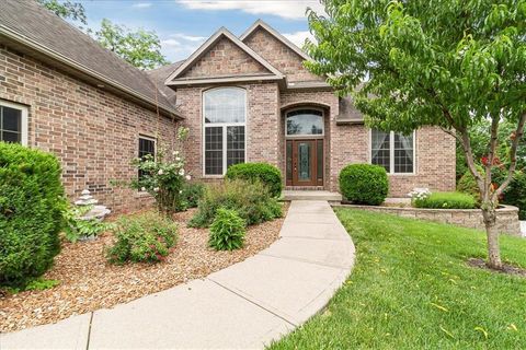 906 Cheatham Court, Warrensburg, MO 64093 - #: 2552001