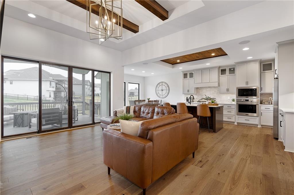 4729 NE Jamestown Drive