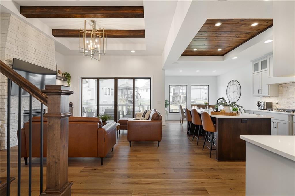 4729 NE Jamestown Drive