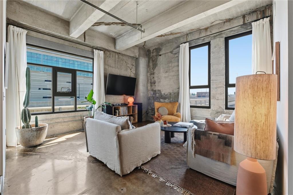 360 W Pershing Road 190