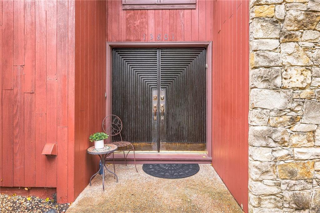 13801 Fontana Street