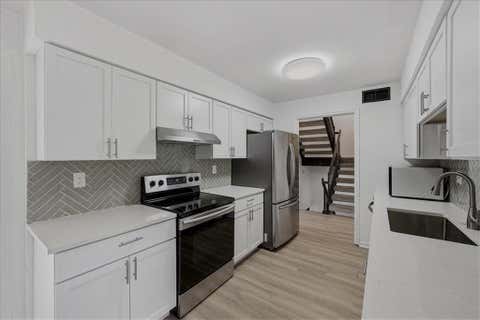 10236 Cedarbrooke Lane, Kansas City, MO 64131 - #: 2621277