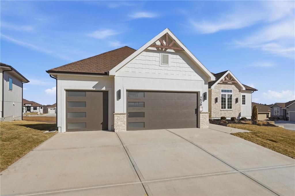 1520 NE Stewart Place