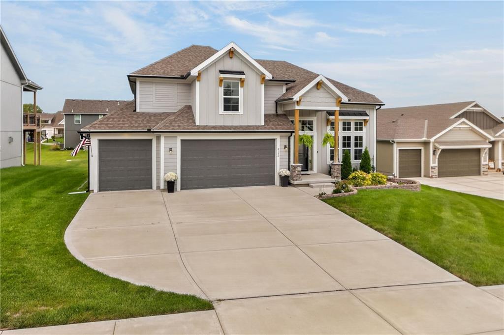 Photo of 2152 Hay Market Court, Liberty, MO 64068 (MLS # 2631592)