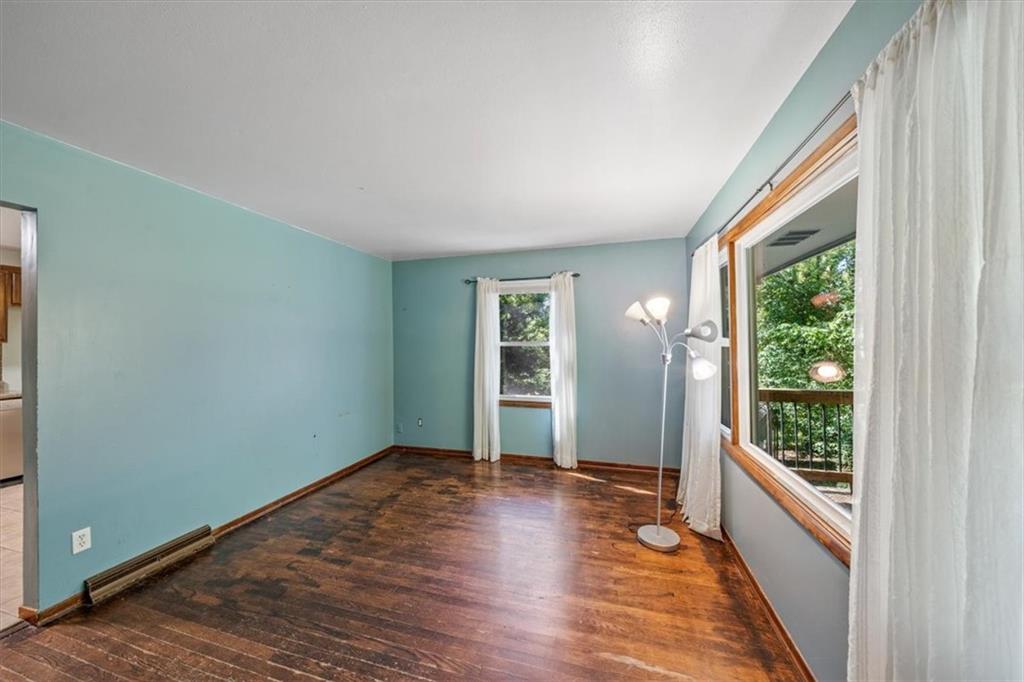 5903 Walnut Creek Drive