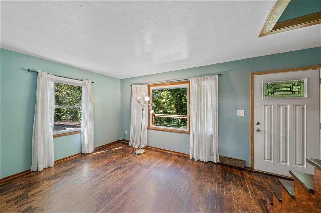 5903 Walnut Creek Drive