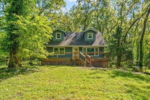 5903 Walnut Creek Drive Parkville MO 64152