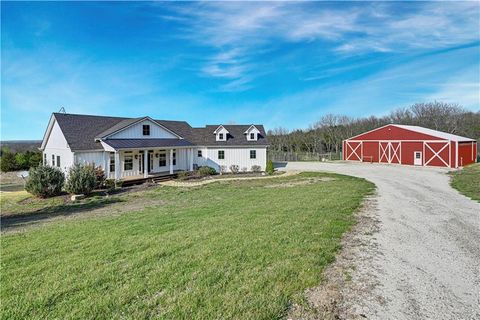 MLS: 2610063