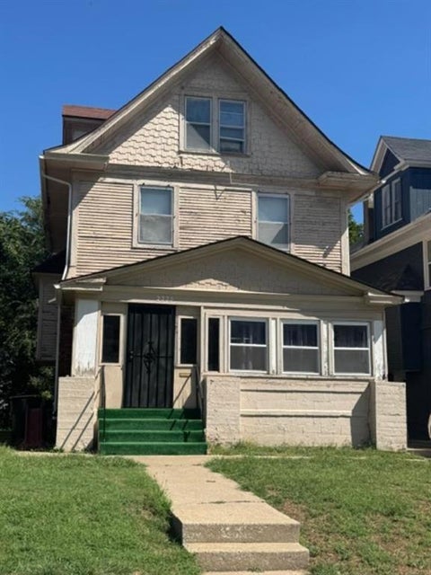 Photo of 3335 Wabash Avenue, Kansas City, MO 64109 (MLS # 2643750)