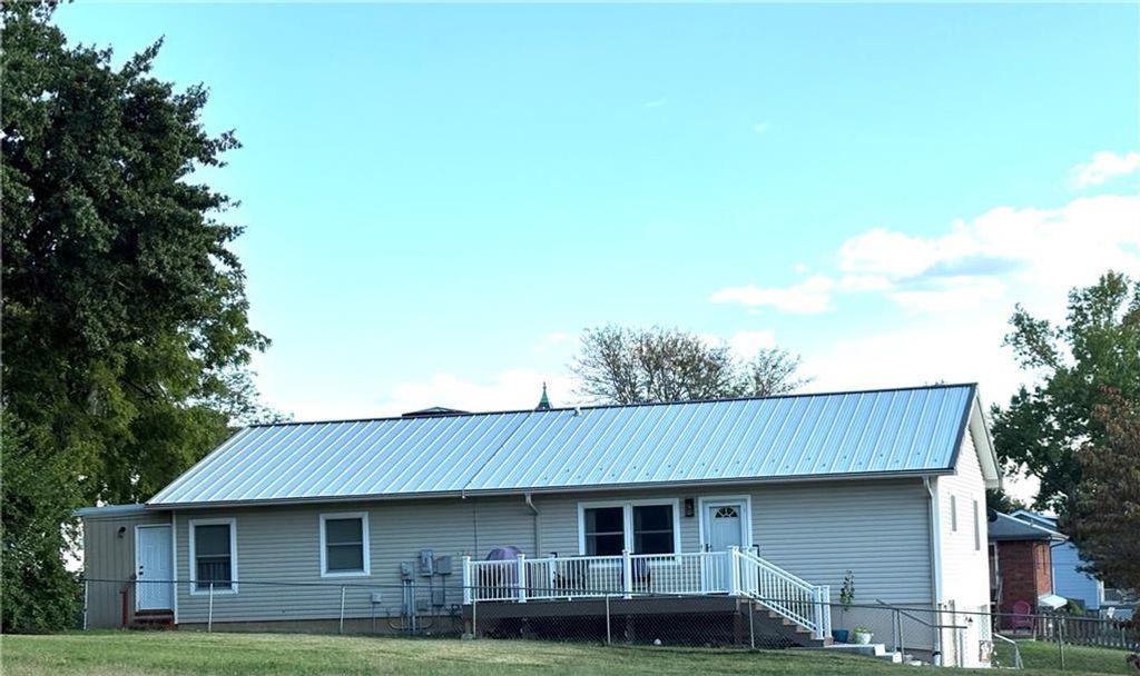 Photo of 307 N Gallatin Street, Liberty, MO 64068 (MLS # 2576483)
