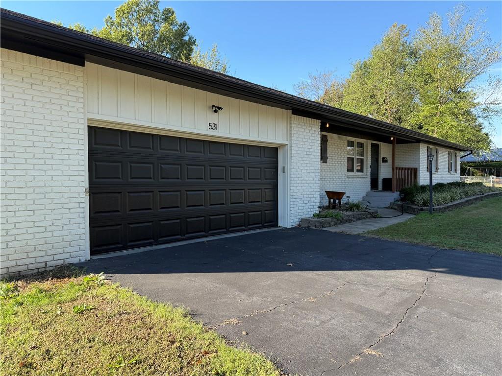 531 Sunset Circle