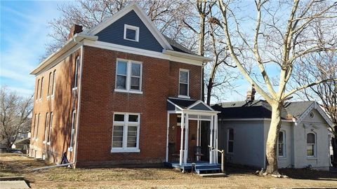 220 N 17th Street, St Joseph, MO 64501 - #: 2610730