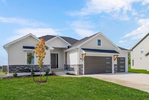 9298 Pickering Street Lenexa KS 66227