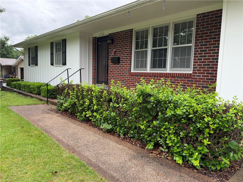 Photo of 1712 S Holbrook Street, Fort Scott, KS 66701 (MLS # 2622882)